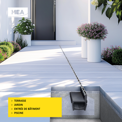 Caniveau discret MEAPARK en plastique recyclé avec fente en polypropylène et profil inox 304 Eblade S - Classe de charge A15 - Norme PMR - Facile à poser. Adapté pour terrasse, jardin, entrée de bâtiment et piscine.