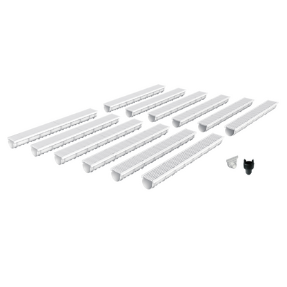 Pack de 12 caniveaux design  en SMC DECOLINE avec grille longitudinale en plastique recyclé grise. Classe de charge A15, norme PMR. Adaptés aux environnements avec couvertures de sols clairs - Résiste au gel, au sel et produits chimiques.